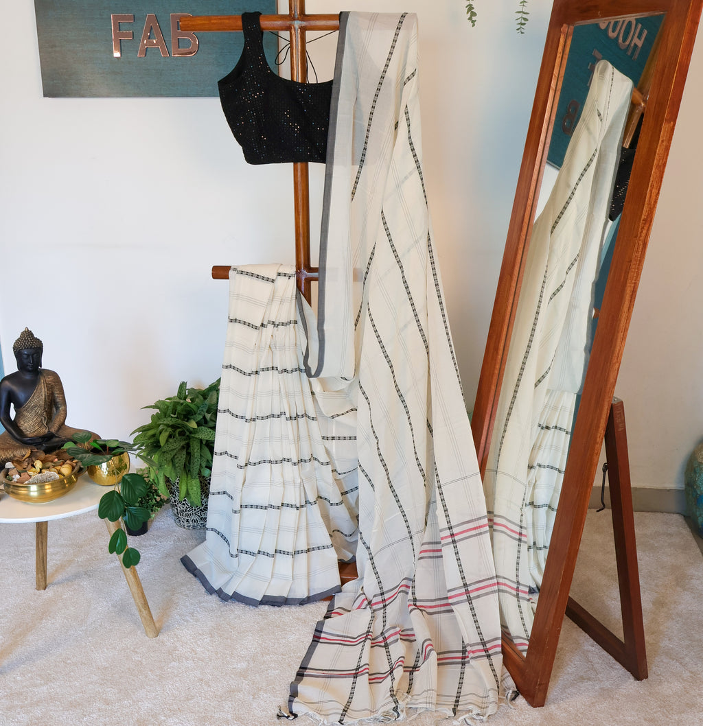 Dhatri - Narayanpet Striped Butta