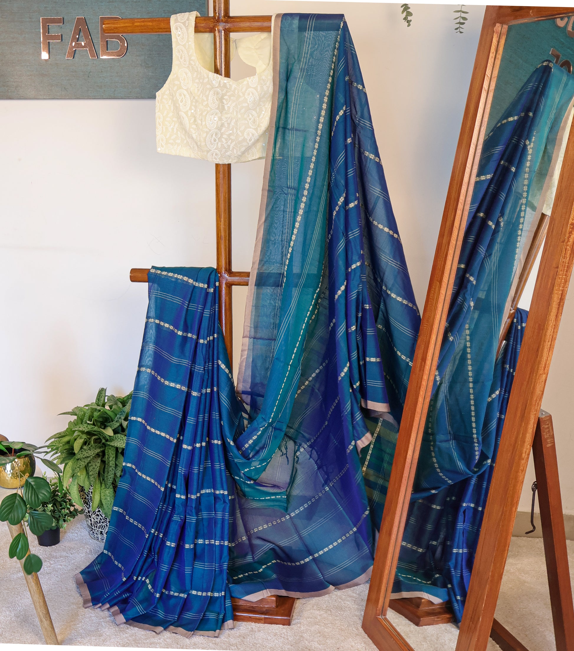 Dhatri - Narayanpet Striped Butta