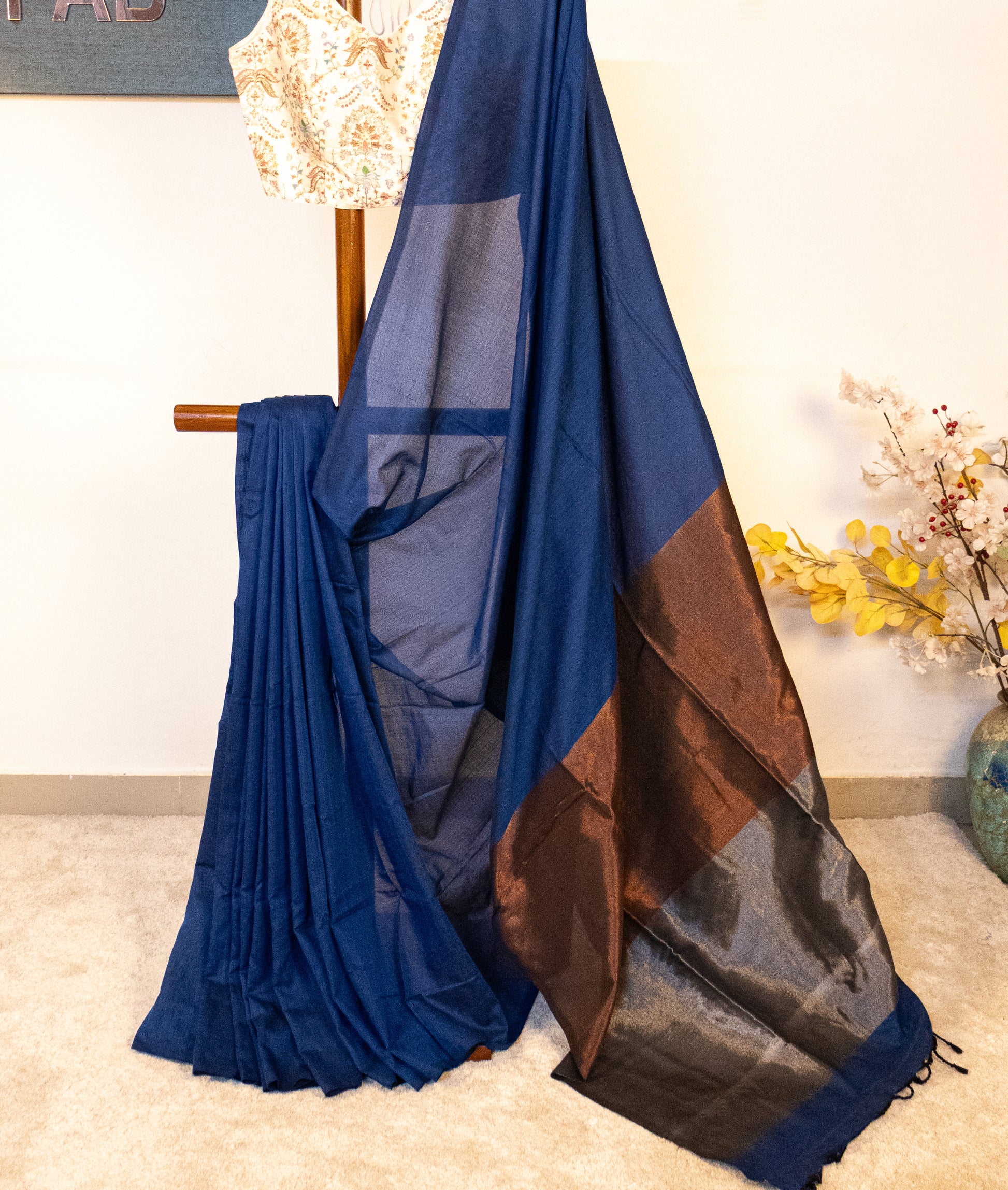 Gargi - Khadi with Zari Pallu