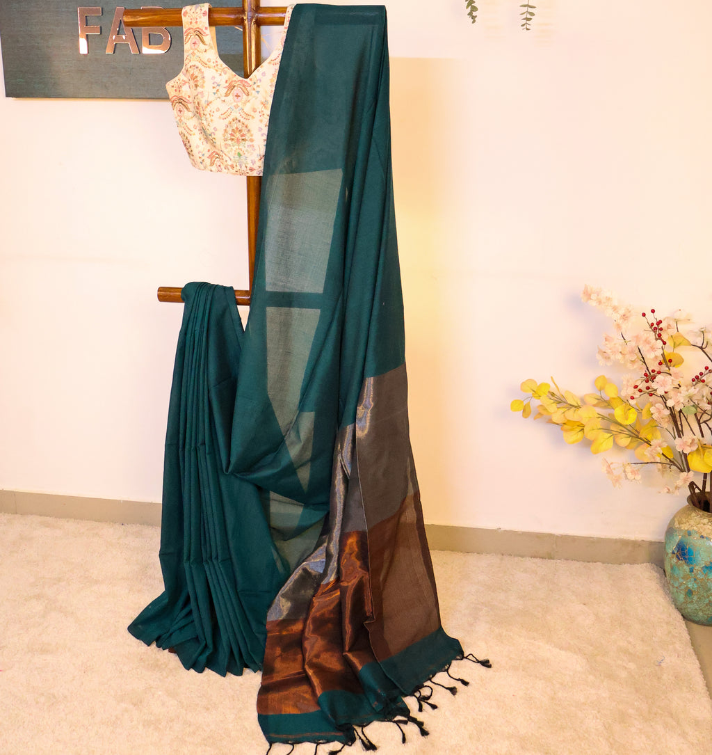 Gargi - Khadi with Zari Pallu