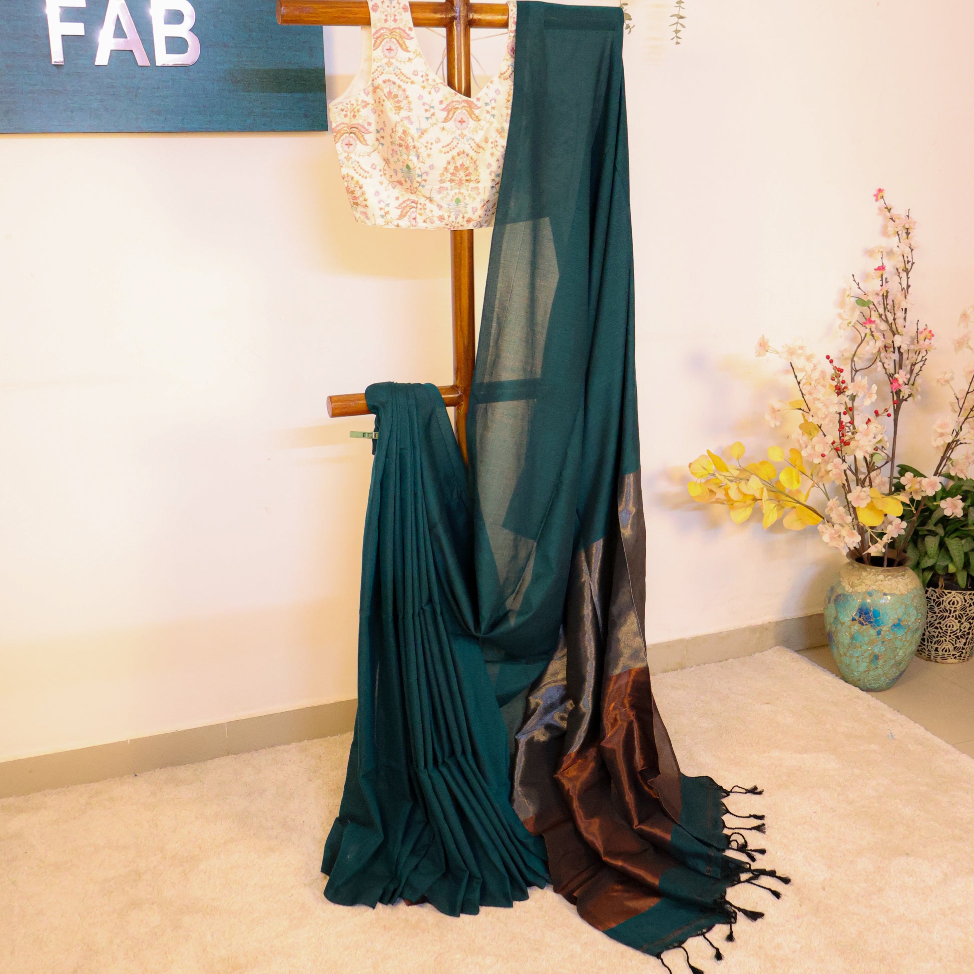 Gargi - Khadi with Zari Pallu