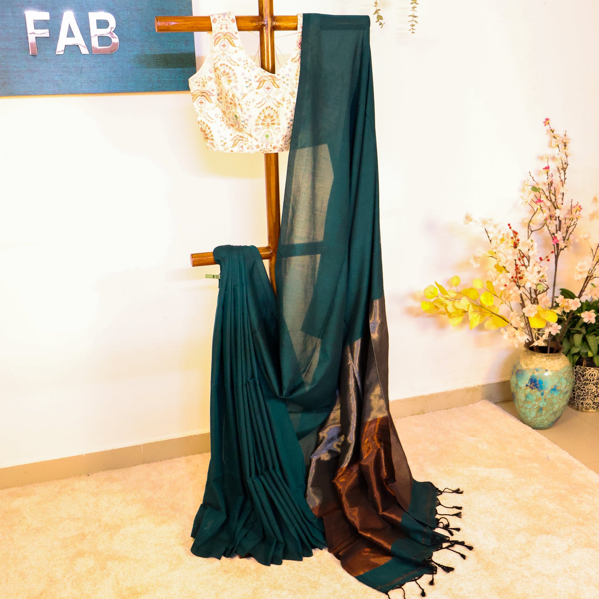 Gargi - Khadi with Zari Pallu