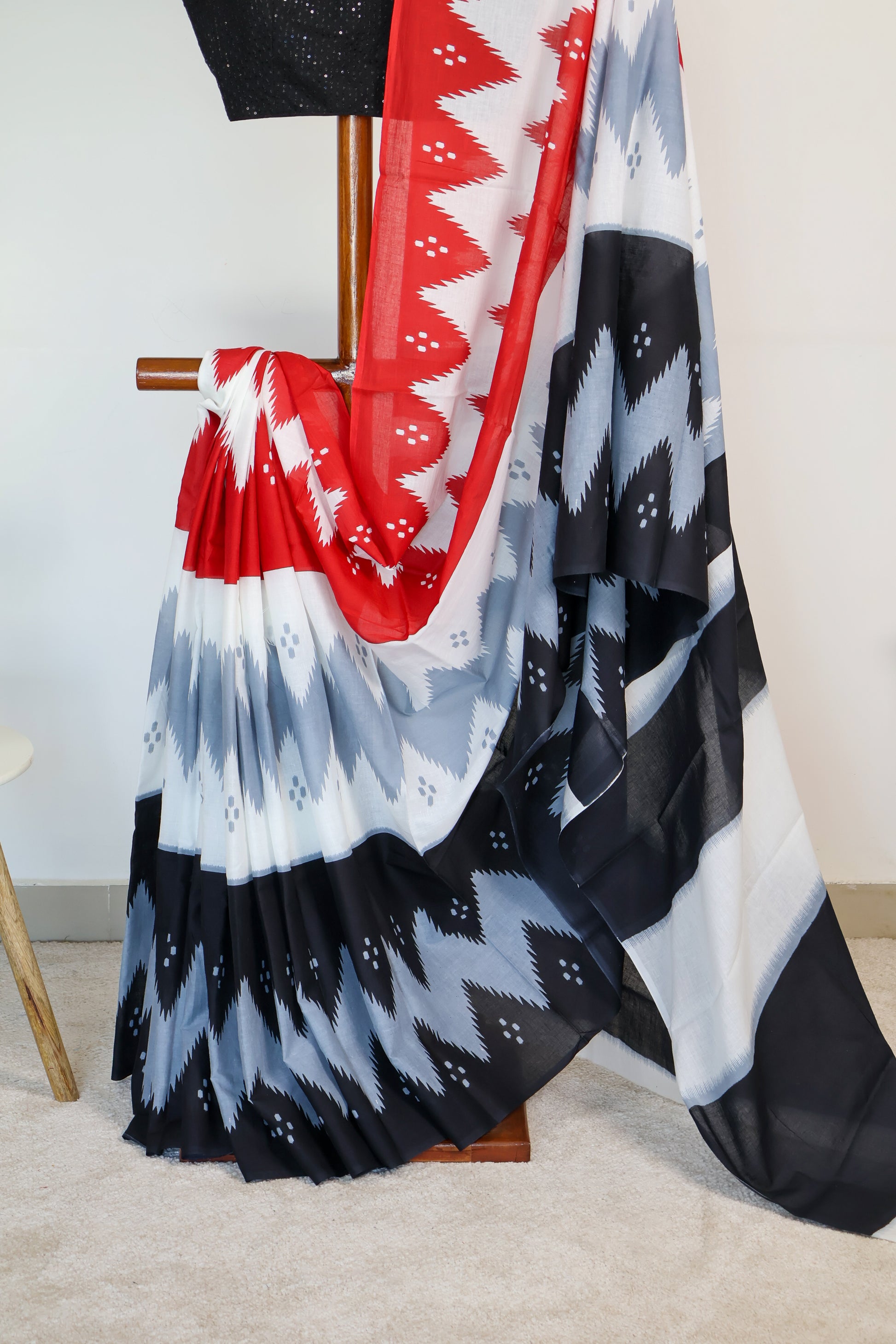Ambhika - Mul Mul Geometric Prints