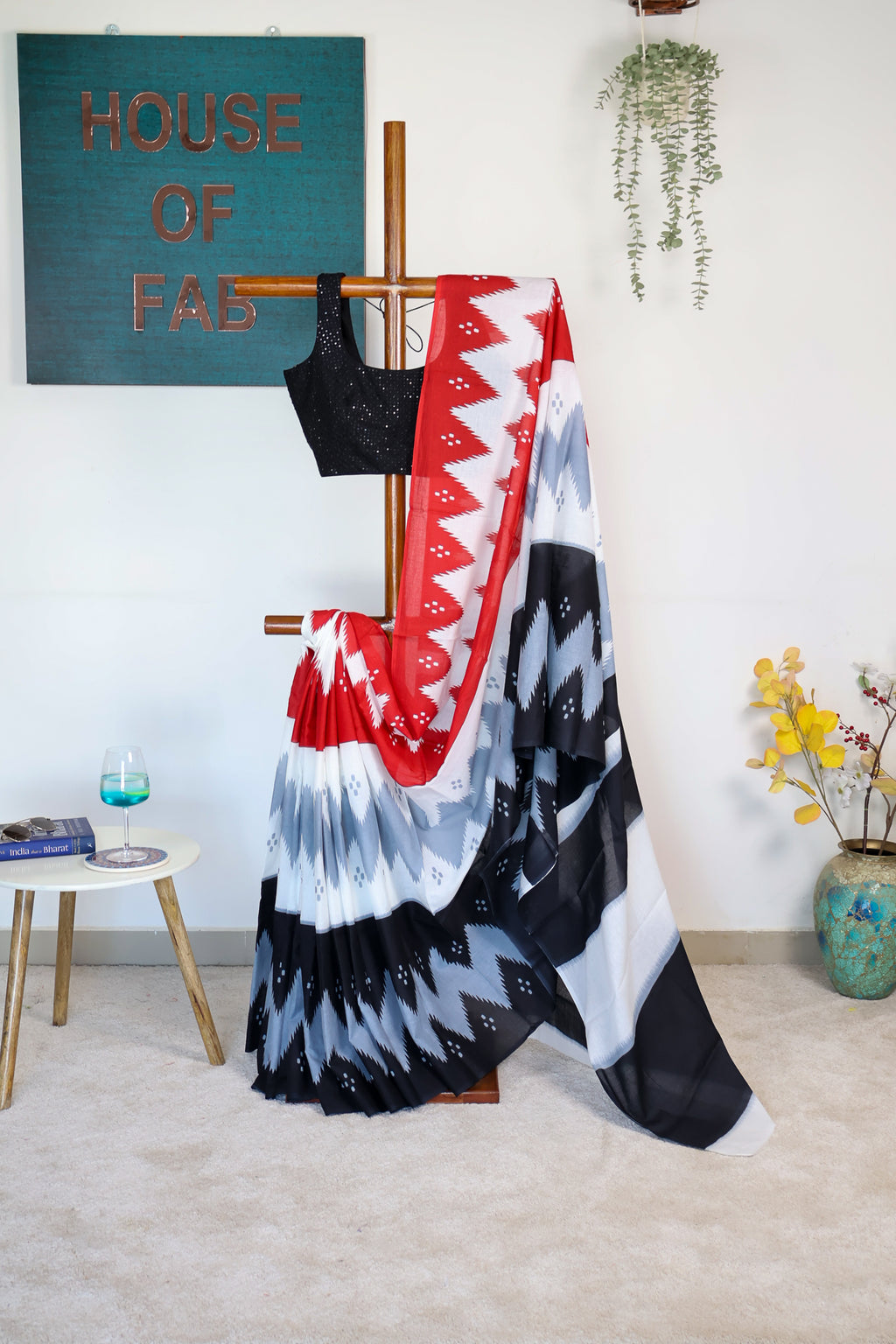 Ambhika - Mul Mul Geometric Prints